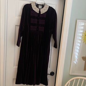 Elegant Purple Velvet Dress with Lace Collar